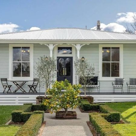 Historic Charm In Greytown - Cosy Kowhai Cottage Zewnętrze zdjęcie