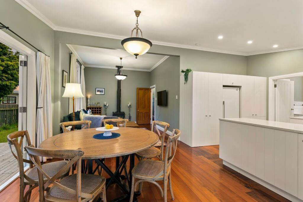 Historic Charm In Greytown - Cosy Kowhai Cottage Zewnętrze zdjęcie