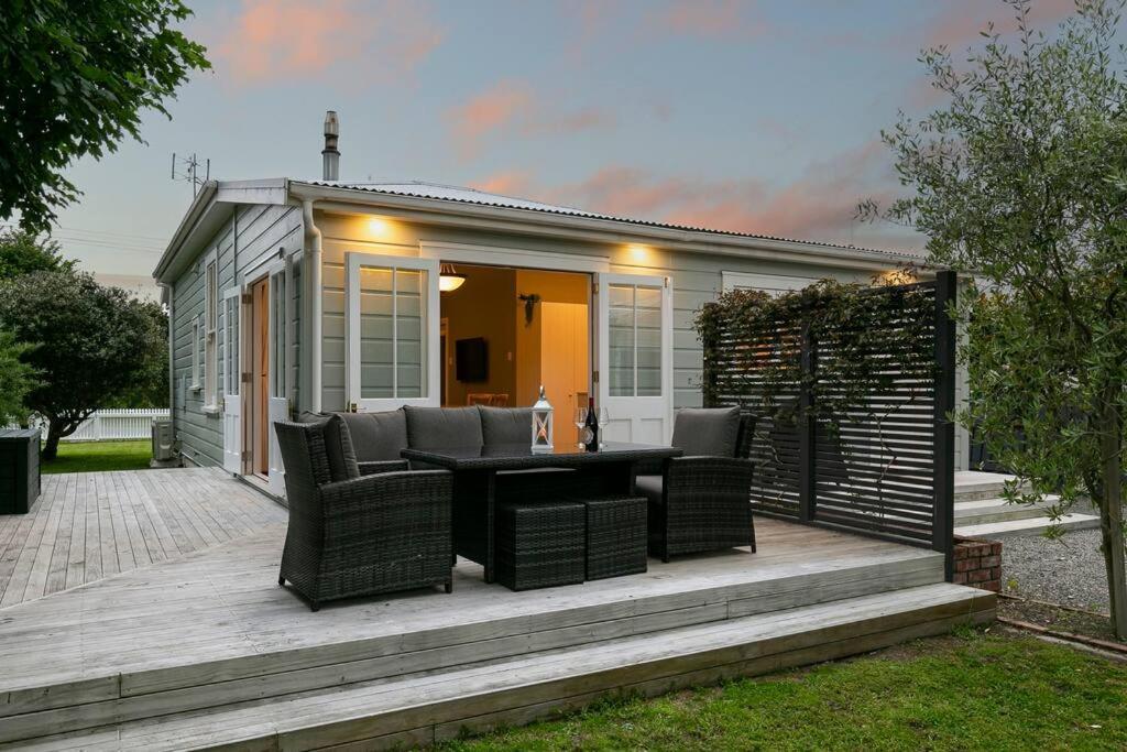 Historic Charm In Greytown - Cosy Kowhai Cottage Zewnętrze zdjęcie