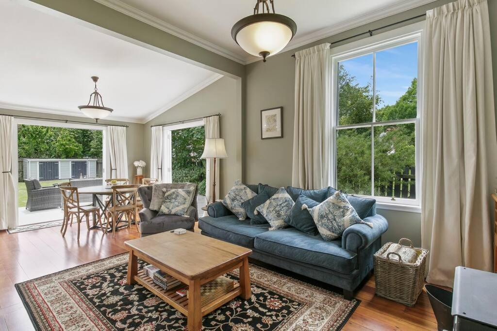 Historic Charm In Greytown - Cosy Kowhai Cottage Zewnętrze zdjęcie
